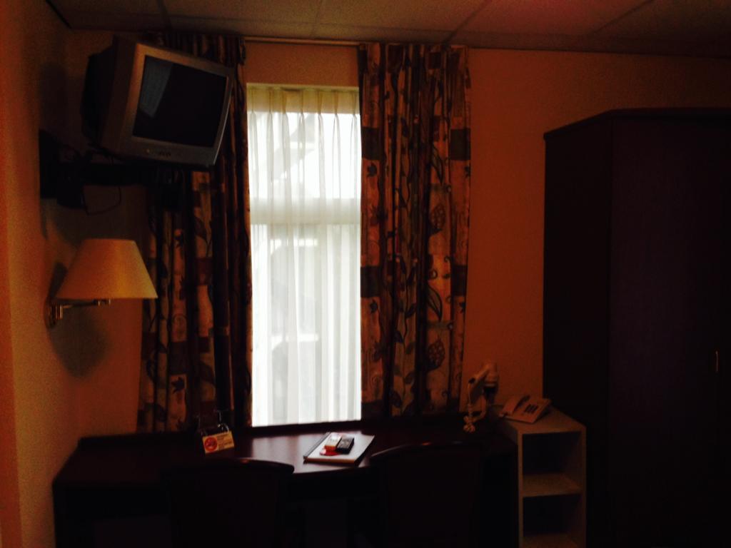 Hotel Pax Арнем Екстериор снимка